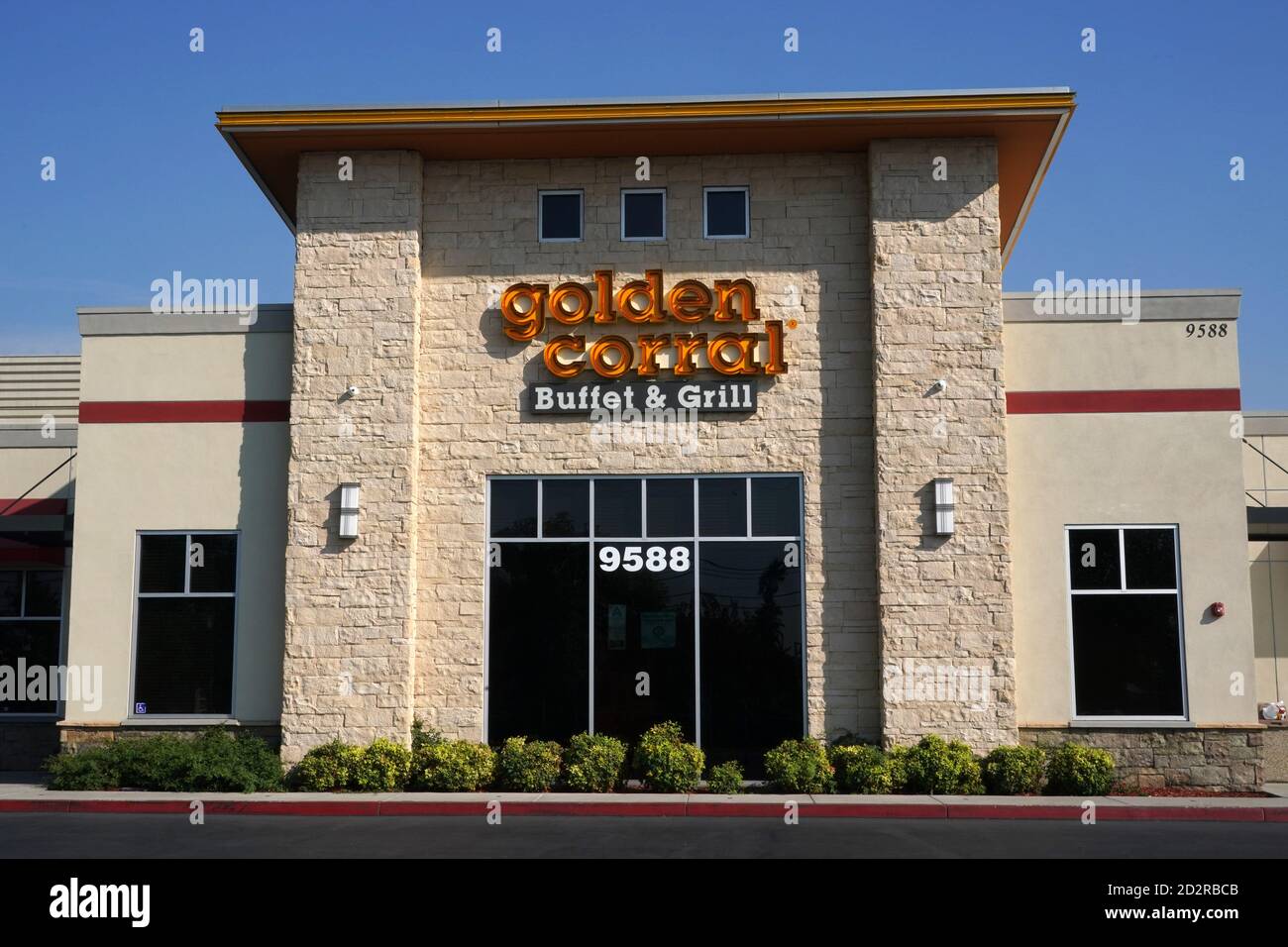 The Golden Corral Buffet & Grill restaurant is closed amid the global