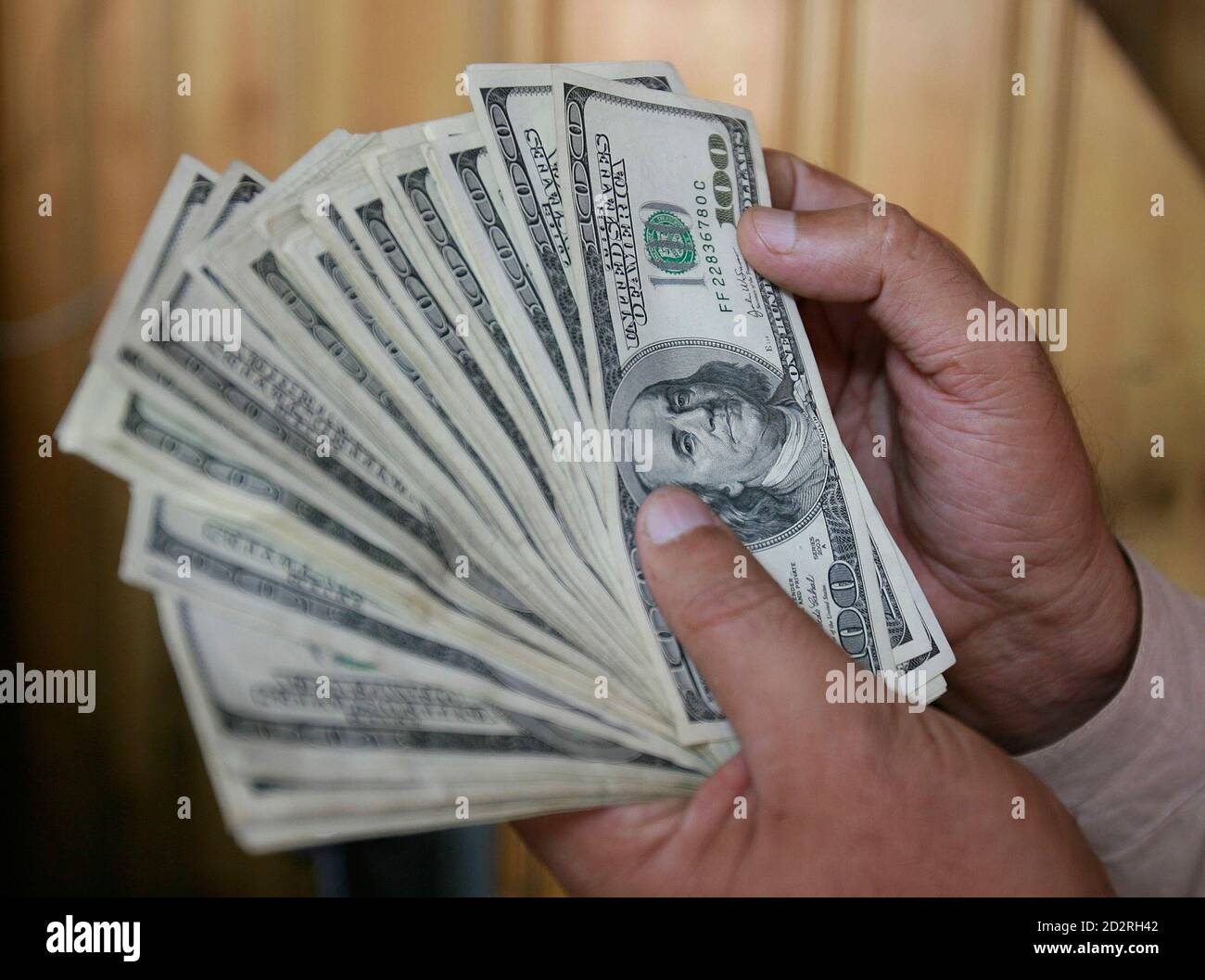 Currency us dollar pakistani 2,021 USD