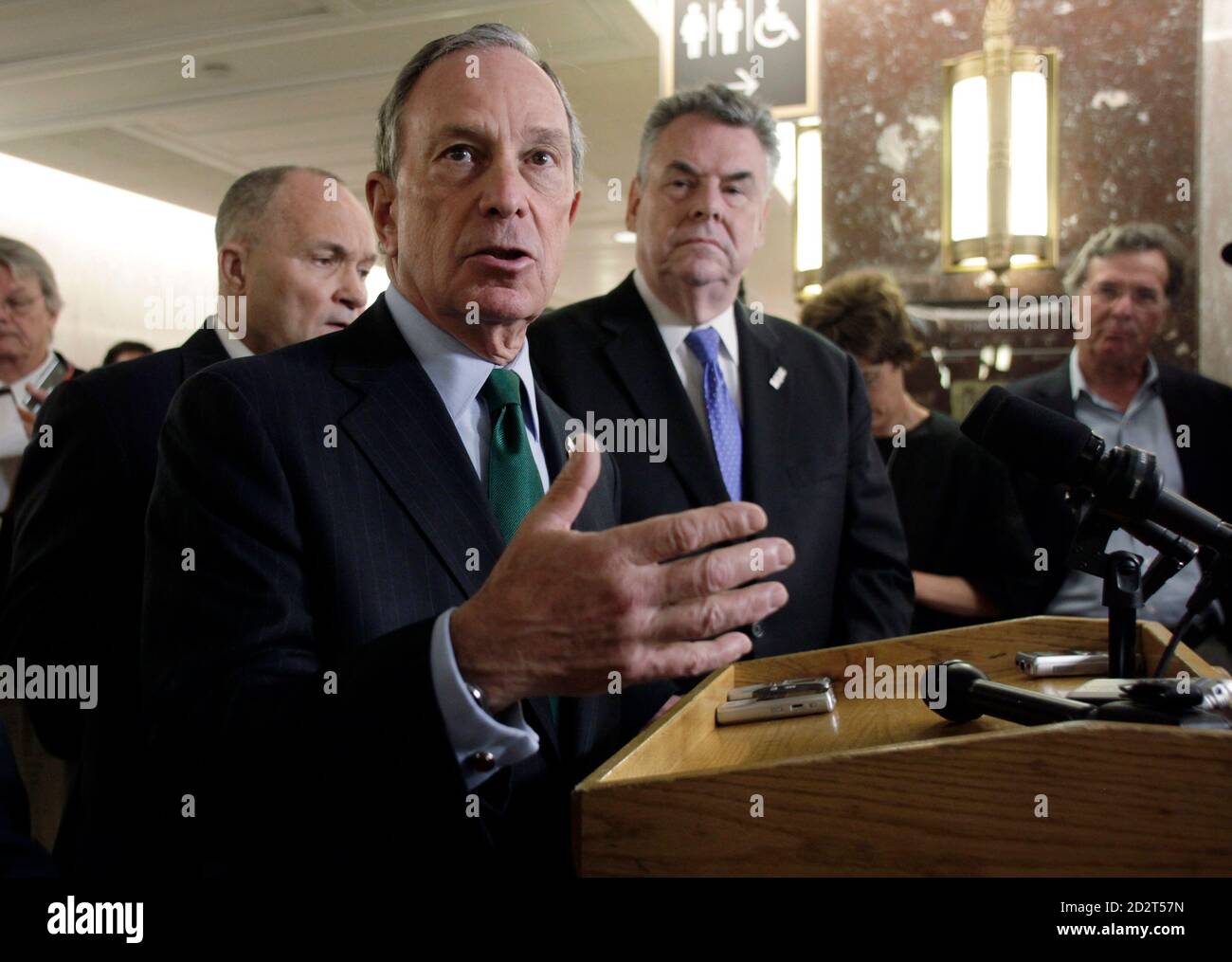 New York City Mayor Michael Bloomberg (C) speaks to reporters with New York City Police Commissioner Raymond Kelly (L) and Rep. Peter King (R-NY) after their testimony before the Senate Homeland Security and Governmental Affairs Committee on Capitol Hill in Washington May 5, 2010. REUTERS/Yuri Gripas (UNITED STATES - Tags: POLITICS) Stock Photo