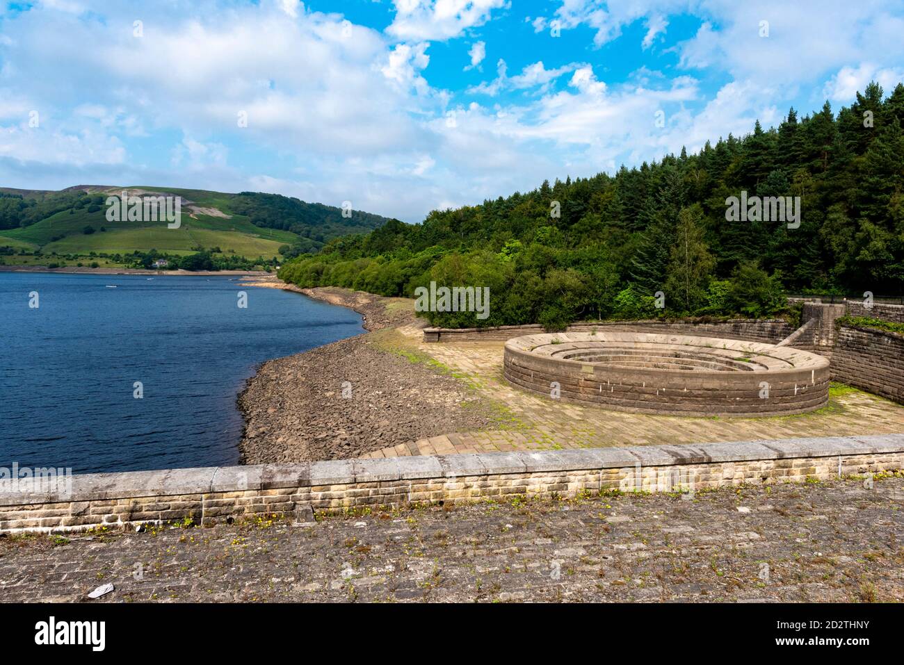 Bellmouth overflow with low water levels at Ladybower Reservoir,Peak District,Derbyshire,England,U Stock Photo
