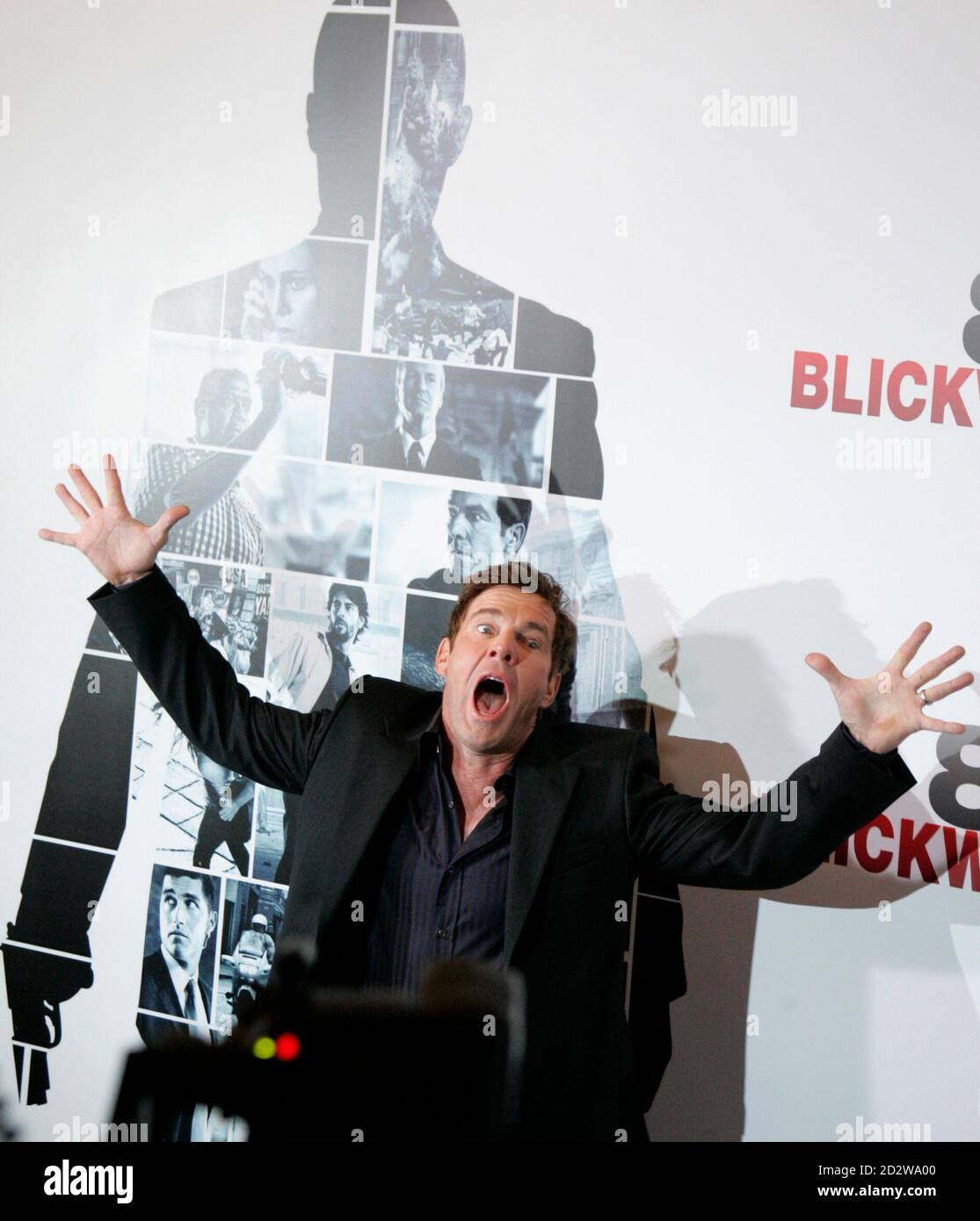 Actor Dennis Quaid poses during a photocall to present his latest movie '8 Blickwinkel' (Vantage Point) in Berlin, February 16, 2008. The movie directed by Pete Travis opens in Germany on February 28.     REUTERS/Tobias Schwarz     (GERMANY) Stock Photo