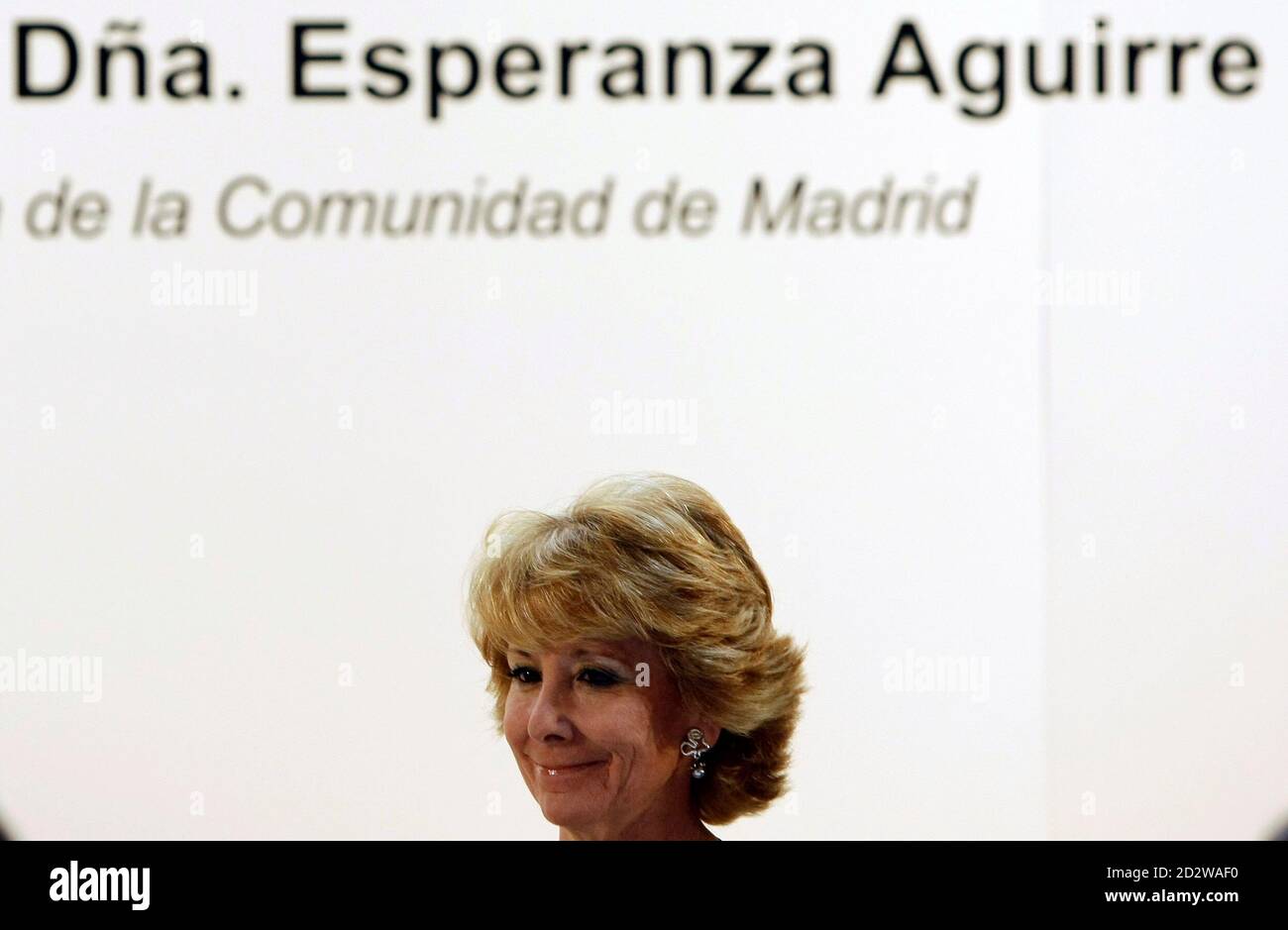 Esperanza Aguirre (L), the president of the Madrid Regional Government and one of the main Popular Party (PP) leaders, prepares to speak at a political luncheon in Madrid April 7, 2008. REUTERS/Sergio Perez (SPAIN) Stock Photo