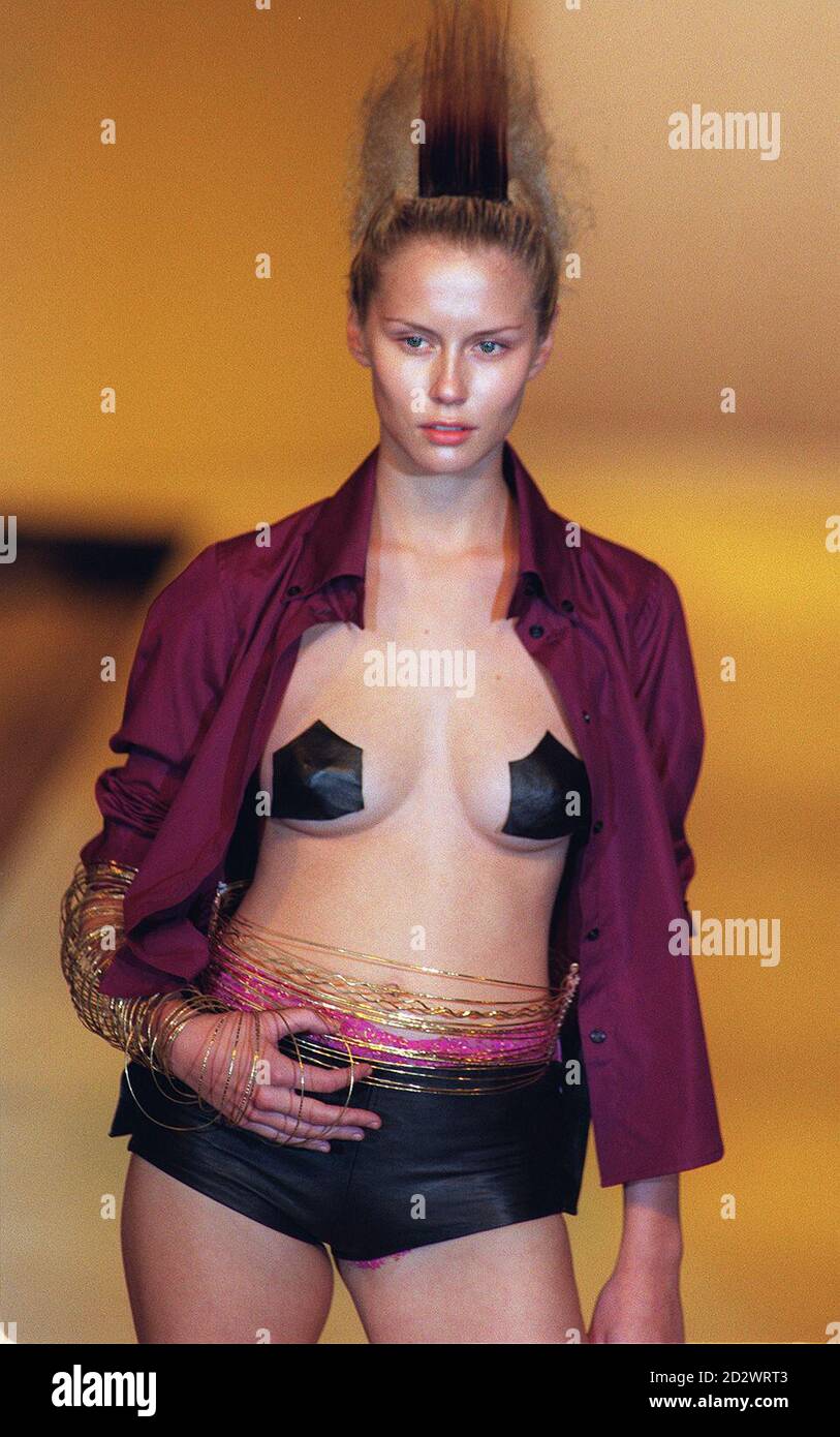 Bizarre Fashion Show Hi Res Stock Photography And Images Alamy