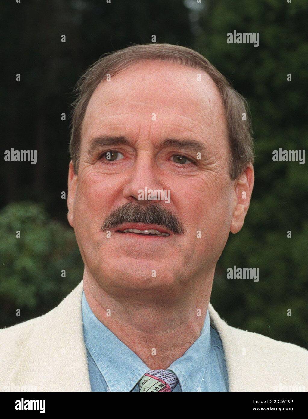 Actor John Cleese. * 27/10/1995: John Cleese who celebrates his 56th