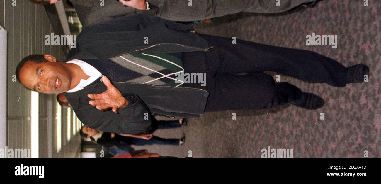 OJ Simpson arrives at Heathrow airport, on the first day of his visit to London.  Stock Photo