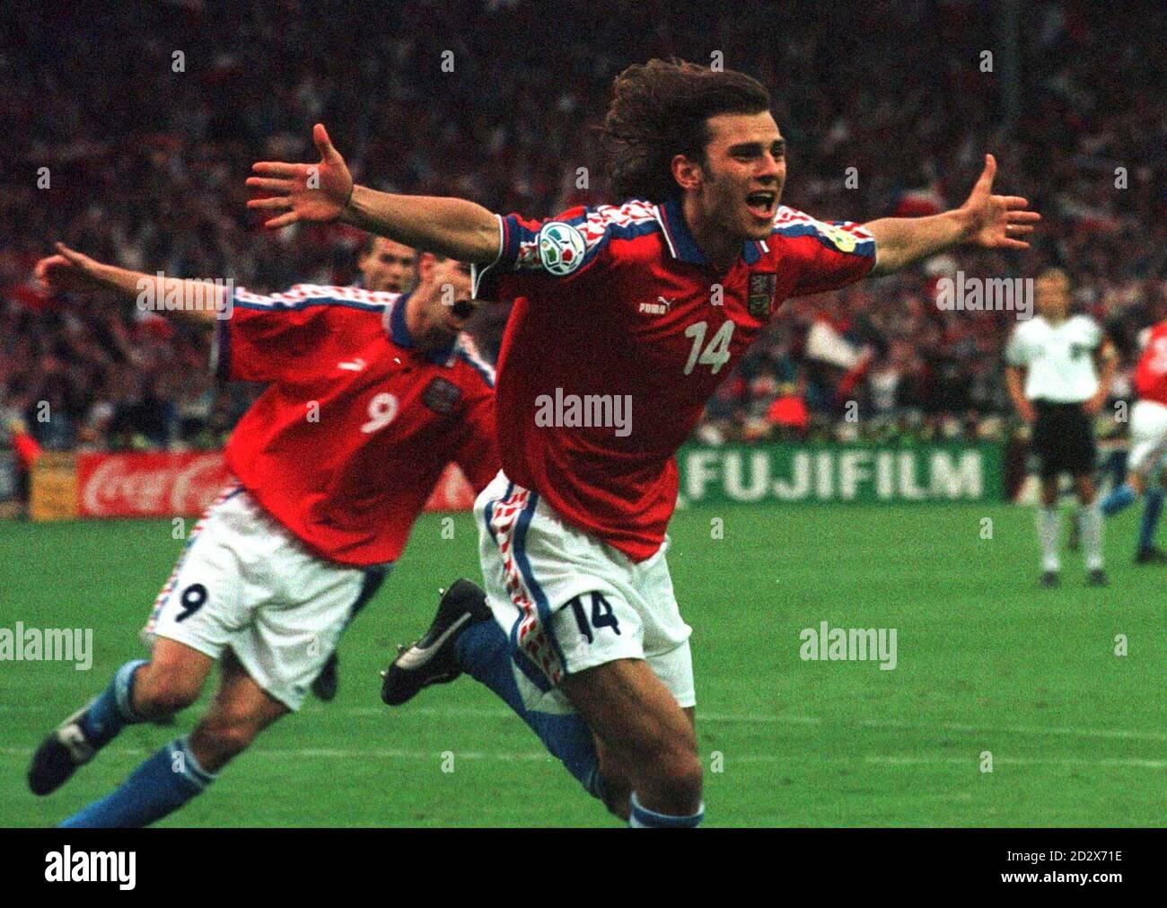 Patrik Berger celebrates opening the scoring for Czech Republic from a penalty against Germany in today's (Sun) Euro 96 Final at Wembley. Photo by Sean Dempsey/PA Stock Photo