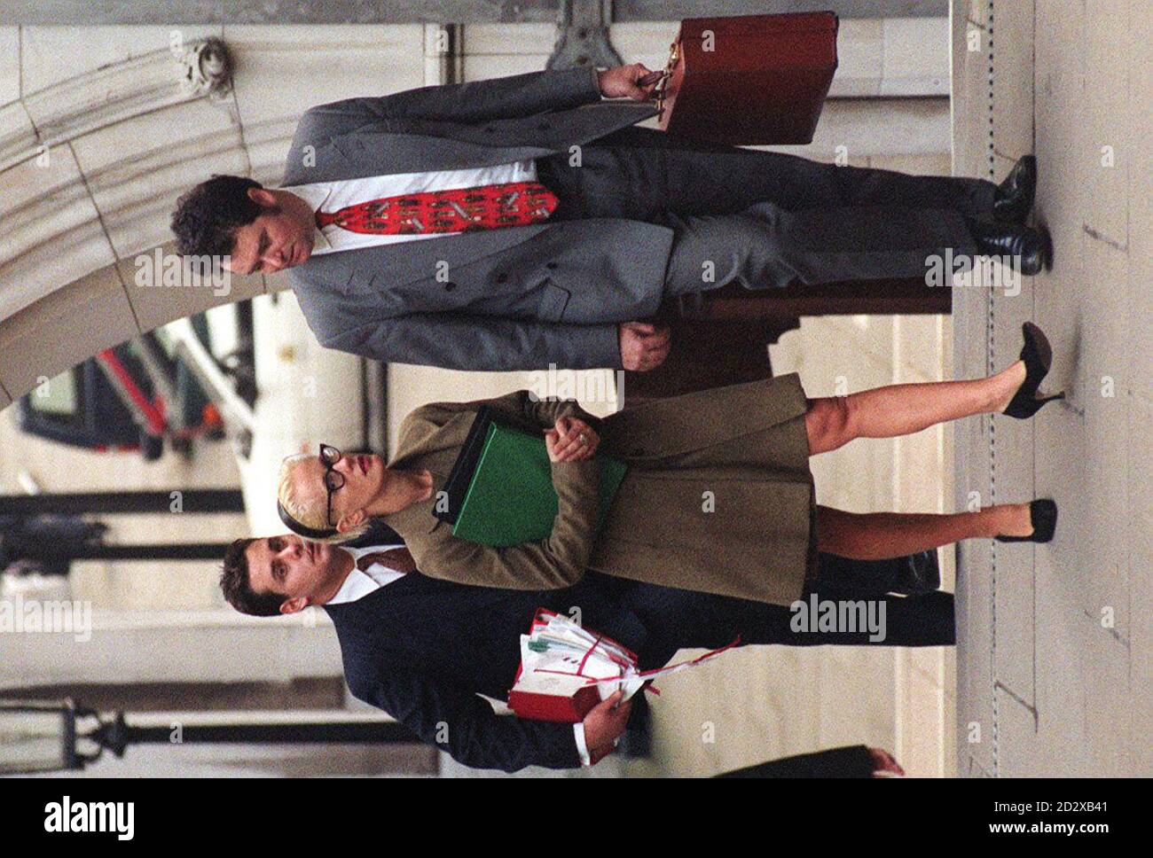 Paula Yates arrives at the High Court today (Tuesday) to continue her  legal battle with ex-husband Bob Geldof over custody of their three children. Photo by Stefan Rousseau. Stock Photo