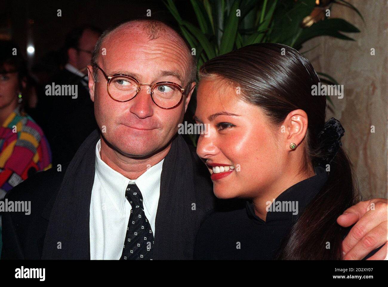 Actosinger Phil Collins, President of Comic Heritage, with his
