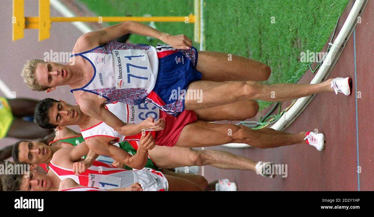 PA Library photo of Matthew Yates (No.771) competing in the 15,000 metres at the Barcelona Olympics in 1992 : Yes capped a remarkable comeback to top-clas today (Wednesday) being named in the World Championships squad. See PA Story ATHLETICS Britain. PA Photos. Stock Photo