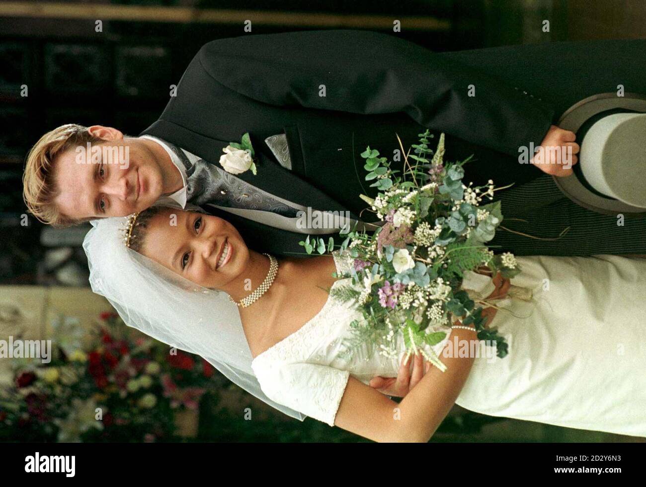 The Coronation Street wedding between Fiona Middleton and Alan McKenna,  alias Angela Griffin and Glen Hugill, is filmed today (Monday) at St  Elizabeth's church, in Reddish, Stockport, Cheshire. The wedding episode is, image size:1300x979