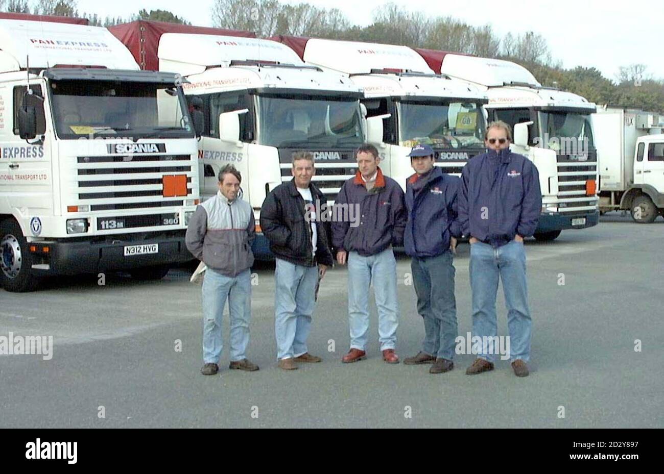 Les Regan (left to right), Steve Durbin, Russell Forrest, Perry Newell and Peter Barr are some of the many British lorry drivers in Dover who have been delayed during the blockade in Bologne by French truckers protesting over pay, today (Tuesday).  Steve Durbin was one of the British drivers who managed to break through the blockade.  See PA Story TRANSPORT Truck.  Photo by Tim Ockenden /PA/EDI. Stock Photo