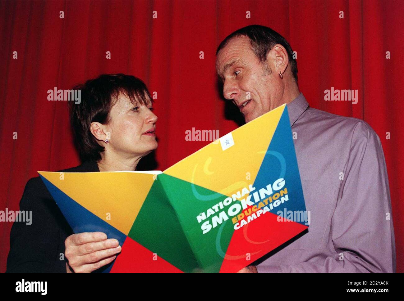 Minister for Public Health, Tessa Jowell and emphysema sufferer, David Vaughan, read information on the Health Education Authority's latest and most hard-hitting anti-smoking campaign ever after it was launched at the Royal Brompton Hospital in London today (Tuesday).  The  2.5 million TV and radio advertising campaign, which features real people like David who have smoking-related diseases, will run from Boxing Day to the end of March in an attempt to stop the increase in the number of young smokers.  Watch for PA story.  Photo by John Stillwell/PA Stock Photo
