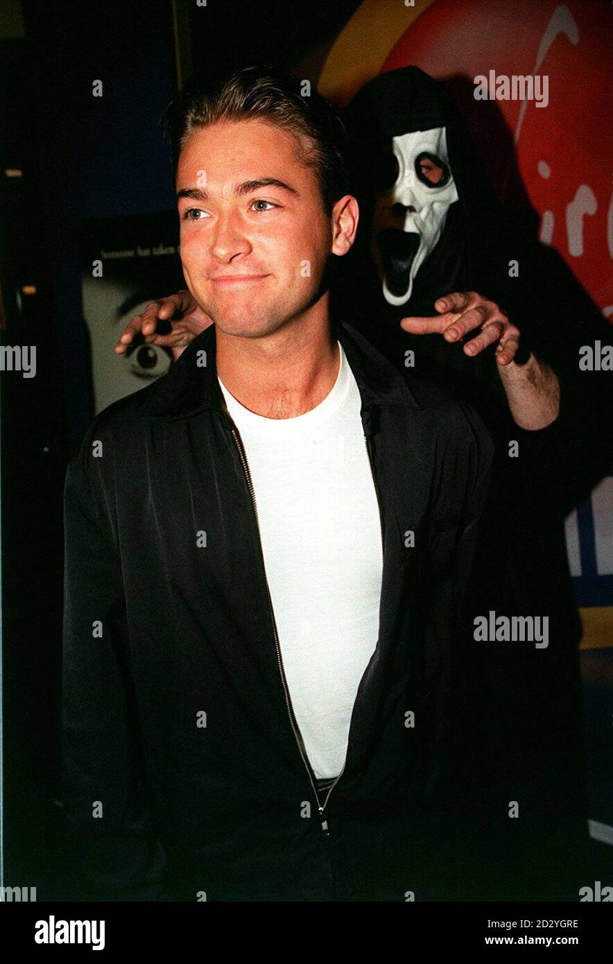 PA NEWS PHOTO 3/4/98 ACTOR PAUL NICHOLLS ATTENDS THE FILM PREMIERE OF  'SCREAM 2' AT THE VIRGIN CINEMA, FULHAM ROAD, LONDON Stock Photo