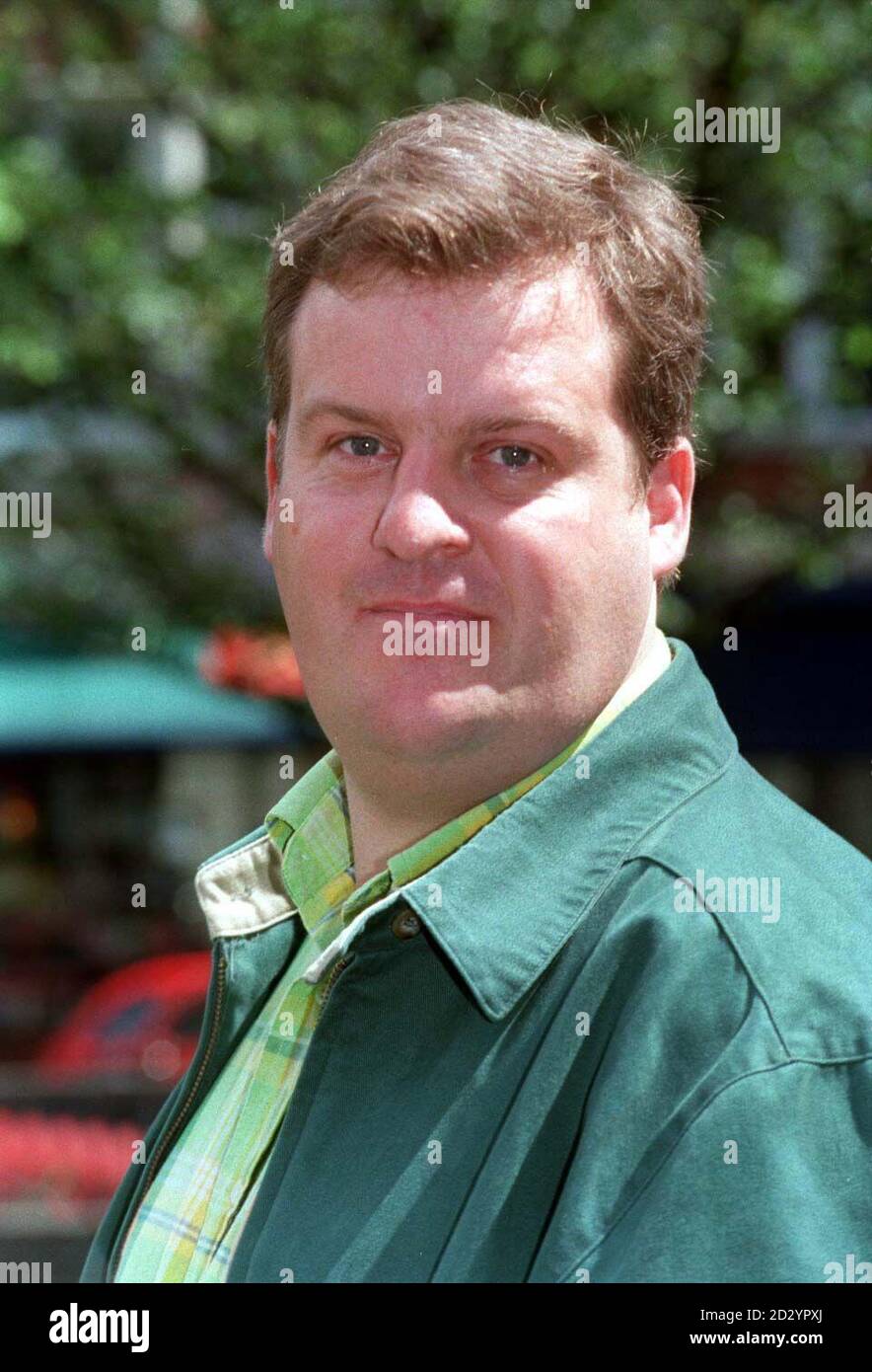PA NEWS PHOTO 10/6/98 ACTOR PETER GUNN AT A PHOTOCALL FOR THE NEW BBC