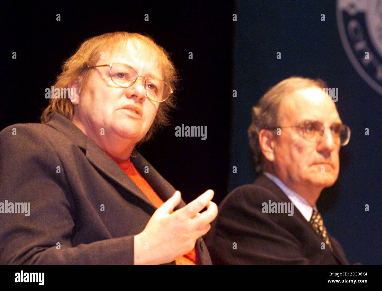 Northern Ireland Secretary Mo Mowlam, with talks Chairman Senator George Mitchell, speaking  at the 'State of the World Forum Conference' at Belfast Waterfront Hall. The event runs over six days, with 800 participants from 55 countries participating.  Stock Photo
