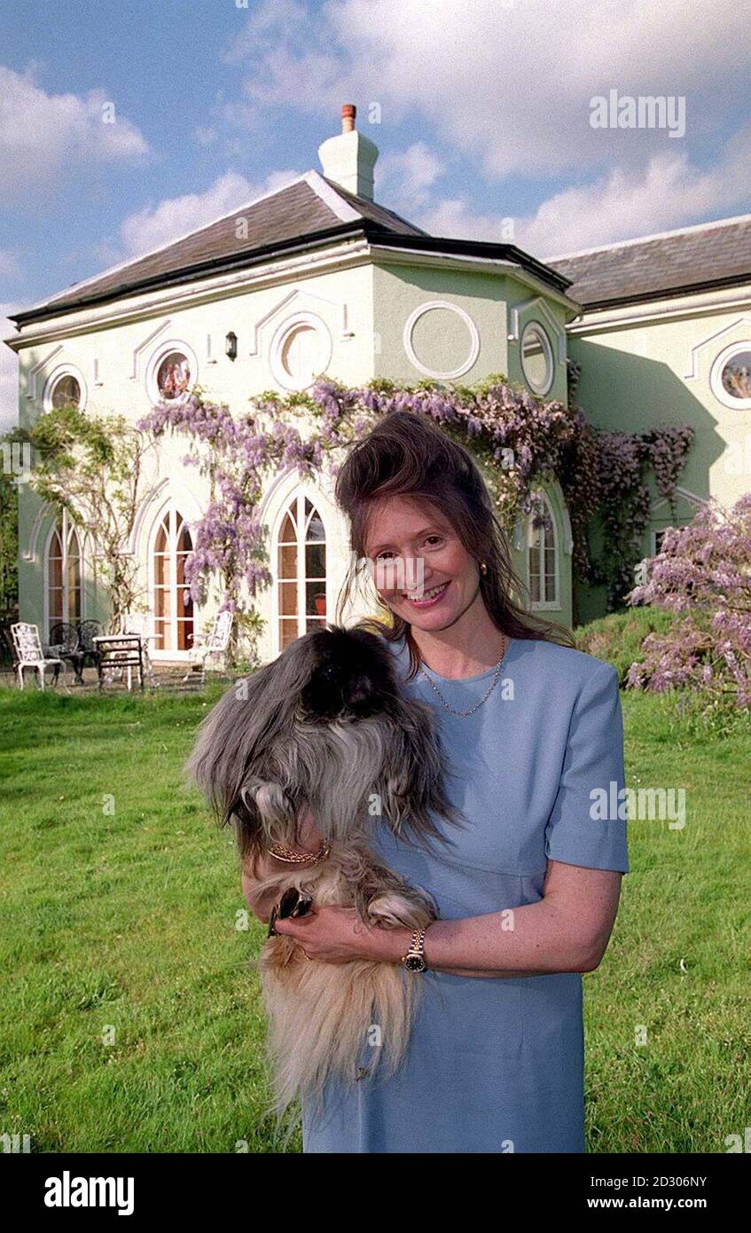 Julia Clark at her home Wellow Park, near Romsey, Hampshire. Julia, accused of holding her multi-millionaire husband a prisoner in his own home, said she was devastated by a Court of Appeal decision to cut her divorce settlement award from George Clark, aged 85. Stock Photo