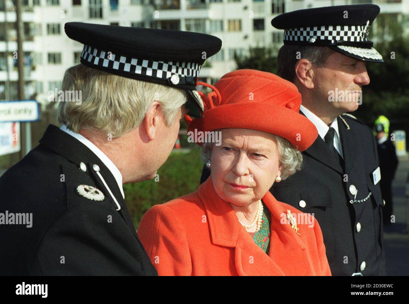 Britain S Queen Elizabeth Ii Visited The Site Of The Paddington Rail Crash In London Accompanied By Metropolitan Deputy Assistant Commissioner Andrew Trotter Far Right And British Transport Police Chief Constable David Williams
