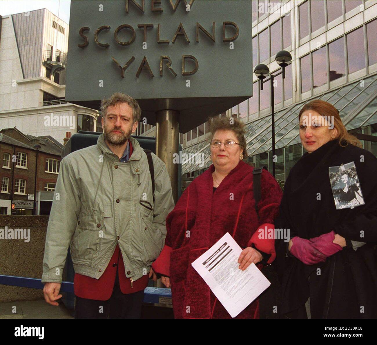 Campaigners Jeremy Corbyn MP (L) Sue Lukes, chair of the Chile Committee for Justice (C) and Berenice Dockendorff (R), whose sister Muriel disappeared in 1974 during the Pinochet regime, present evidence to the Metropolitan Police. *.. at Scotland Yard detailing statements and evidence of three other cases of 'disappearance' which took place in Chile in 1988.   The Belgian authorities and six human rights groups have already launched a legal challenge to Home Secretary Jack Straw's decision to allow General Pinochet to return to Chile.  Stock Photo