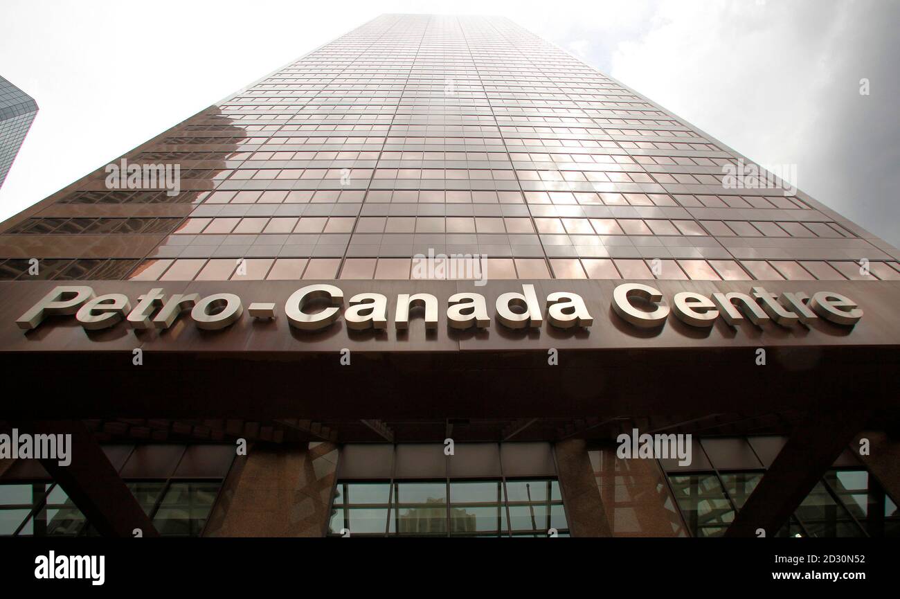 Petro Canada Centre High Resolution Stock Photography and Images Alamy