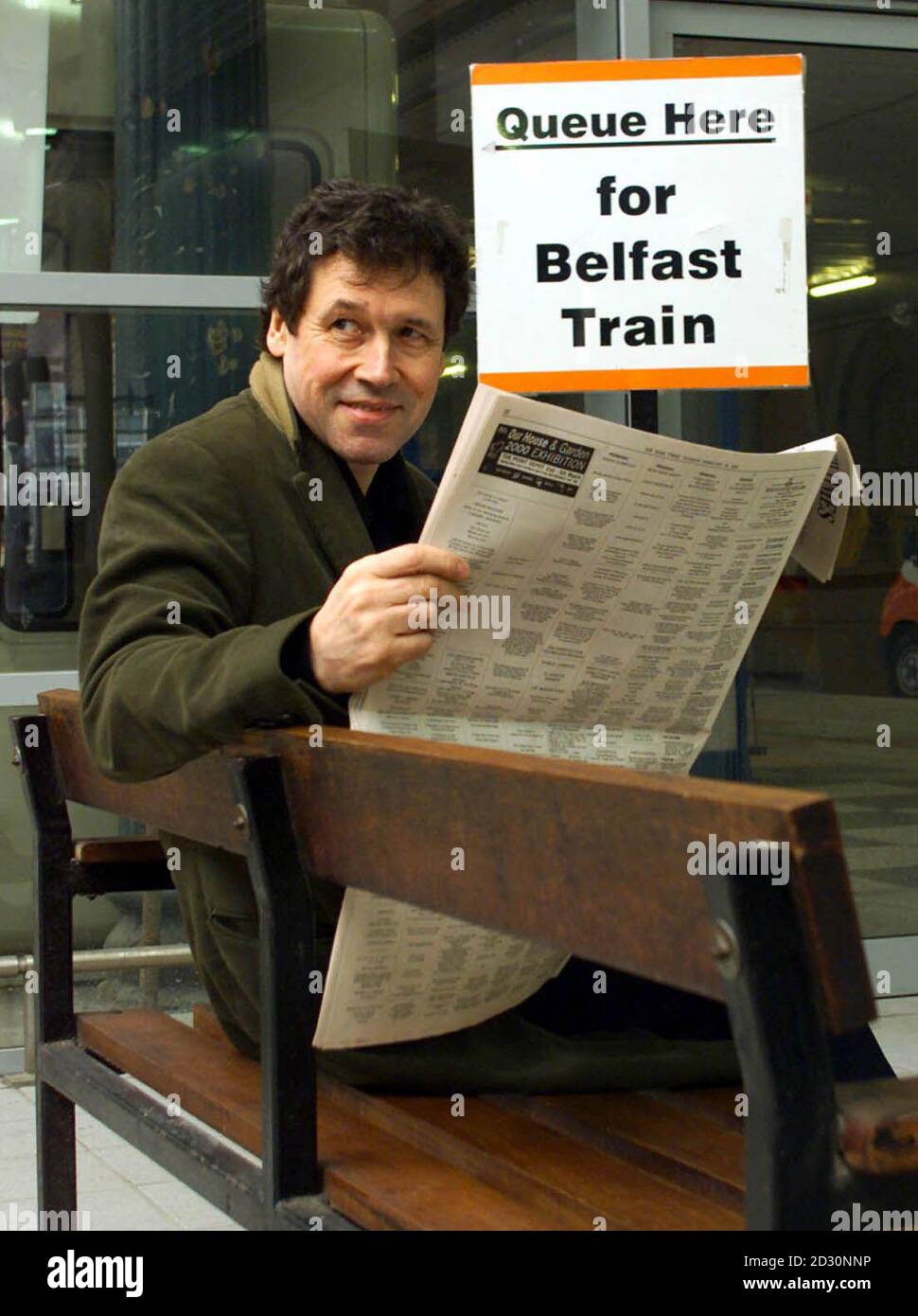 Belfast born actor Stephen Rea at Dublin's Connolly Street Station, where  Rea is helping the Northern Ireland Tourist Board in its effort to increase the number of holidaymakers to his native land. The board is trying to attract more visitors from Eire. Stock Photo