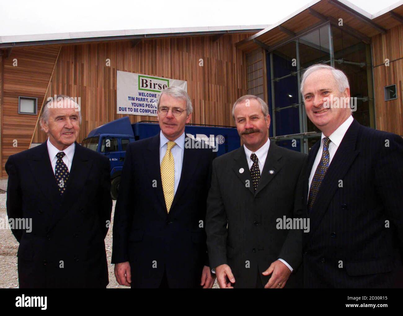 (L-R) Former Irish premier Albert Reynolds, former British Prime Minister John Major, Colin Parry, father of Warrington Bomb victim Tim Parry and former Irish premier John Bruton outside the new Warrington peace centre. *...for the unveiling of a plaque by the Duchess of Kent.  Stock Photo