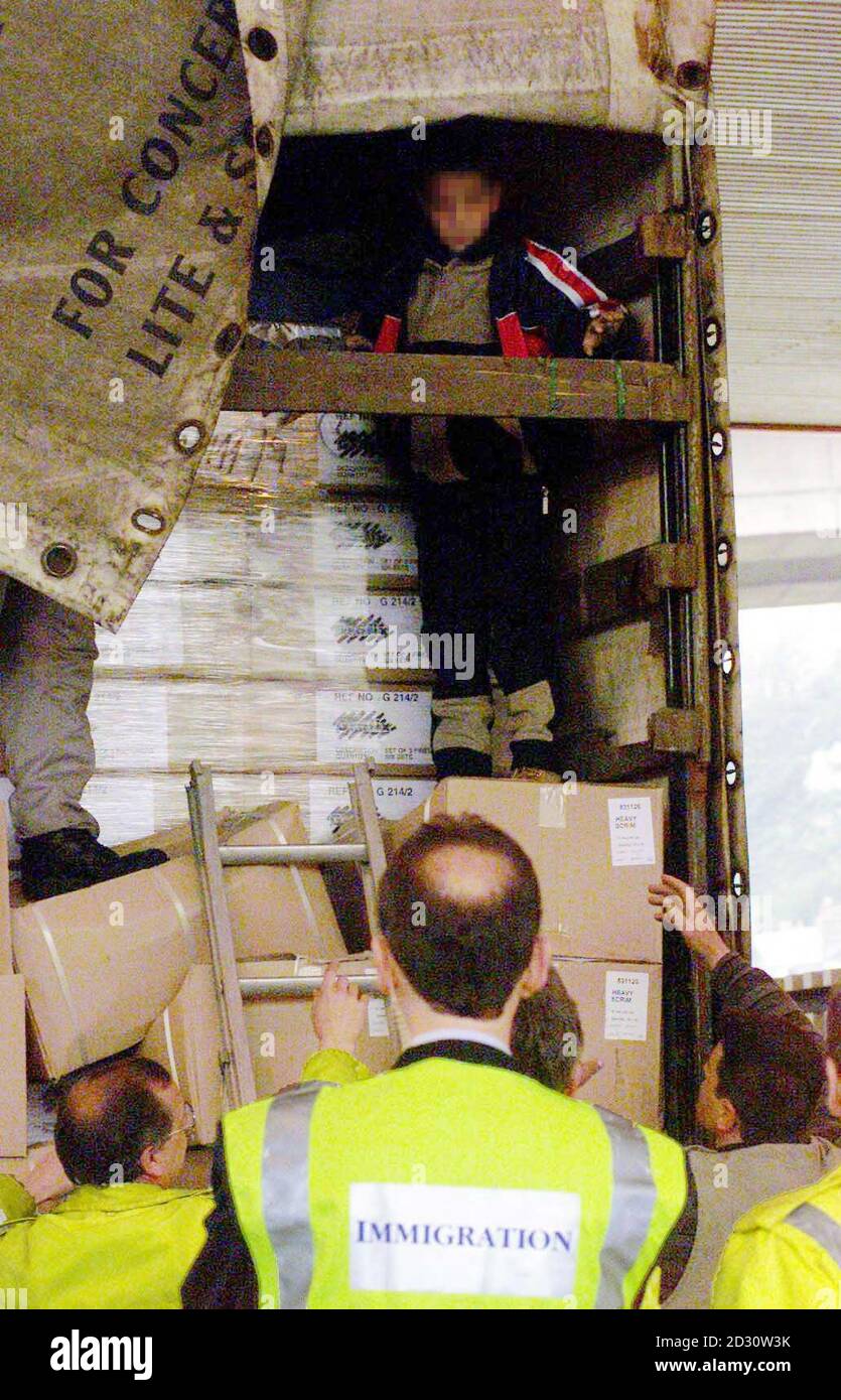 Immigration service port dover hires stock photography and images Alamy