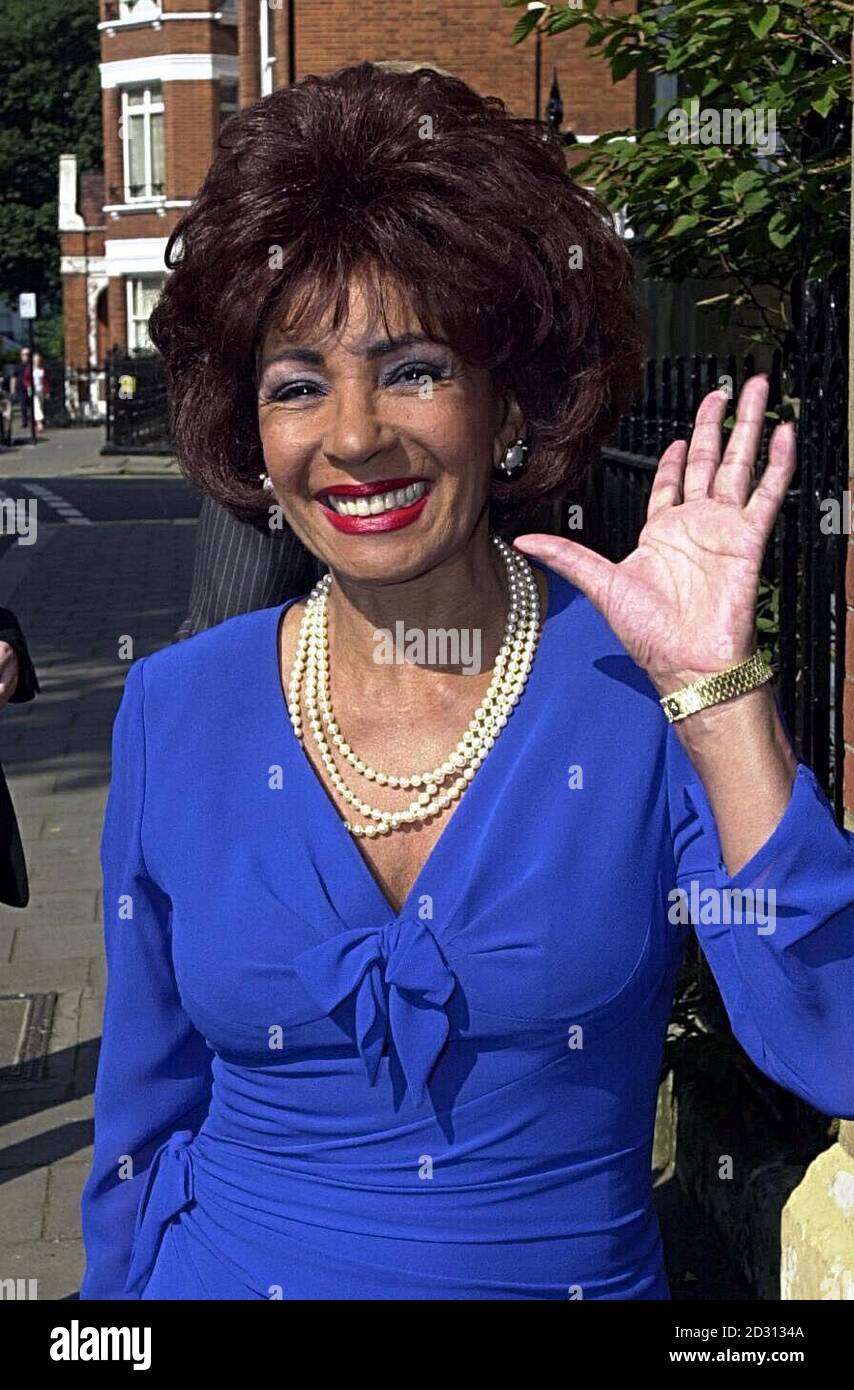 Welsh singer Shirley Bassey at her home in central London, before going to Buckingham Palace, where she will be made a Dame during an Investiture ceremony held by Queen Elizabeth II. Stock Photo