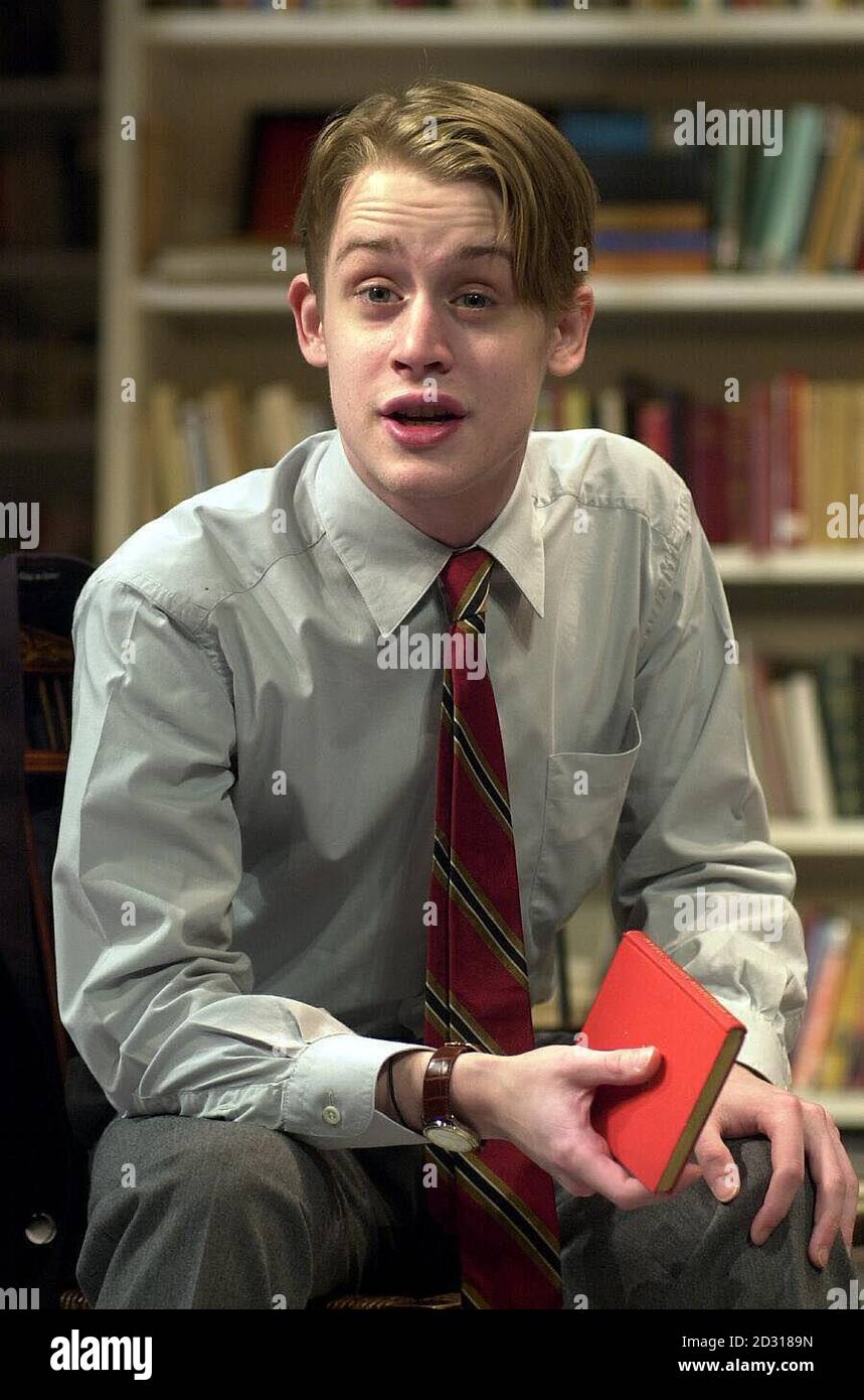 Home Alone actor Macaulay Culkin, who plays Carl, during rehearsals of the West End play Madame Melville at the Vaudeville Theatre in London, which opens on the 18th October. * 19/10/2000: The 20-year-old US actor's debut stage performance won the praise of the audience at London's Vaudeville Theatre, who included comic David Baddiel and film director Michael Winner. *13/12/2000 West End star Macaulay Culkin who is heading home to the US for his Broadway theatre debut this spring, it was reported Wednesday December 13, 2000. Plans are shaping up to bring Madame Melville - the acclaimed Stock Photo