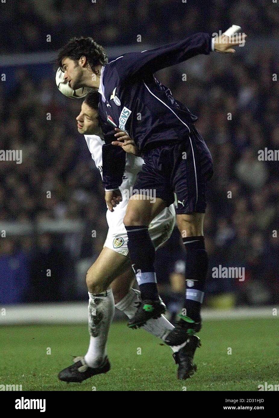 Football heads colliding hi-res stock photography and images - Alamy