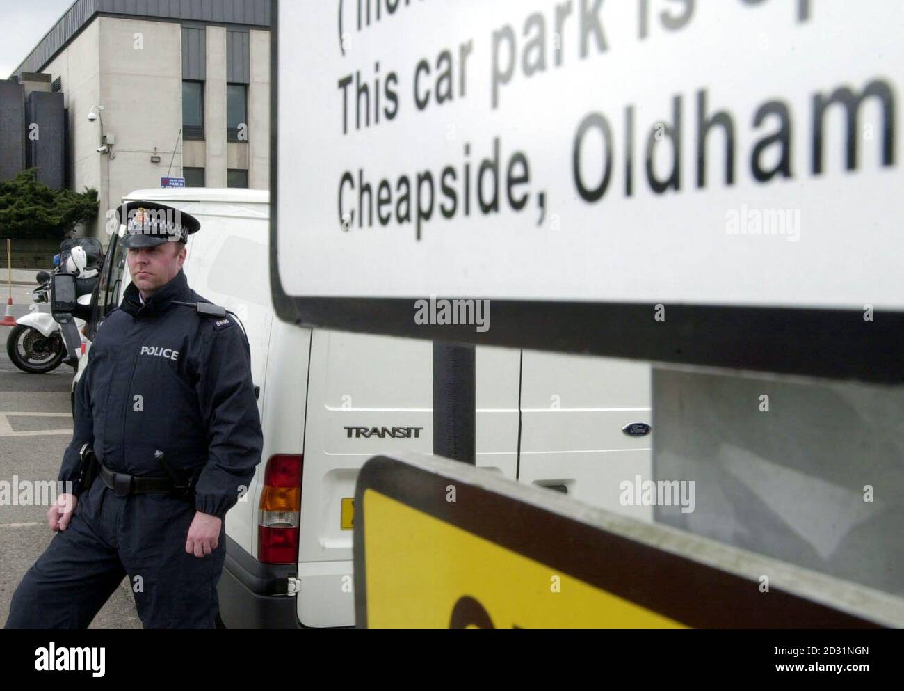 One of the hundreds of uniformed officers congregating in the car park of Oldham Civic Centre, Greater Manchester, amid threats of National Front protest. Home Secretary Jack Straw agreed a ban on all political marches through the town following fears of violence.  Stock Photo