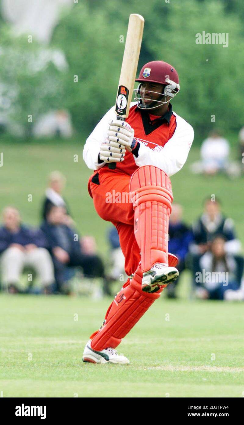 West Indies' batsman Brian Lara plays cricket for pub team Lashings against the University of Kent at Canterbury University Sports Ground, Kent. Stock Photo