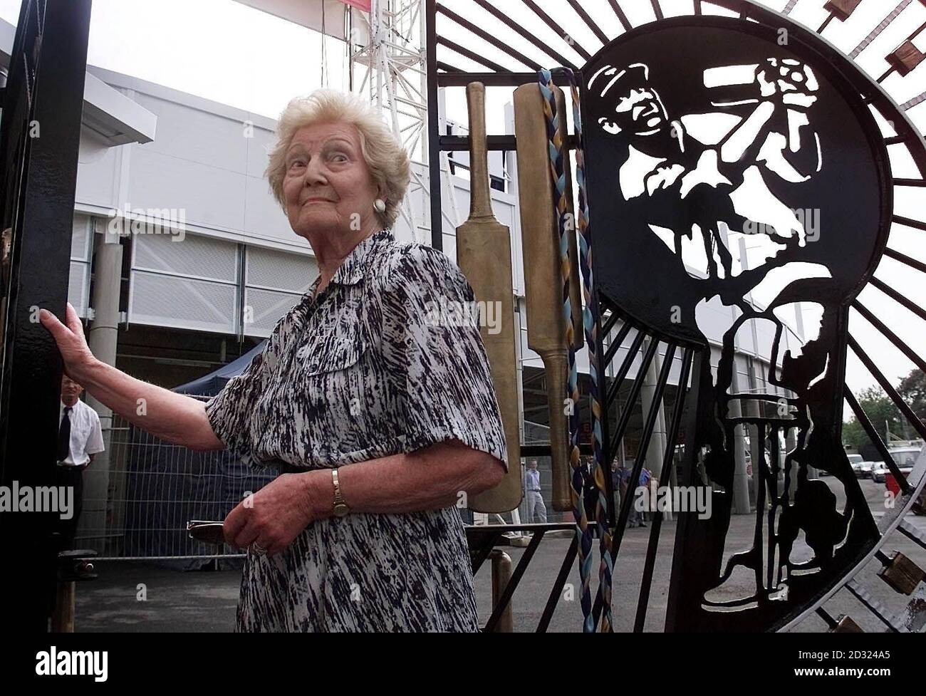 Lady Hutton opens The Sir Leonard Hutton Gates for the first time at