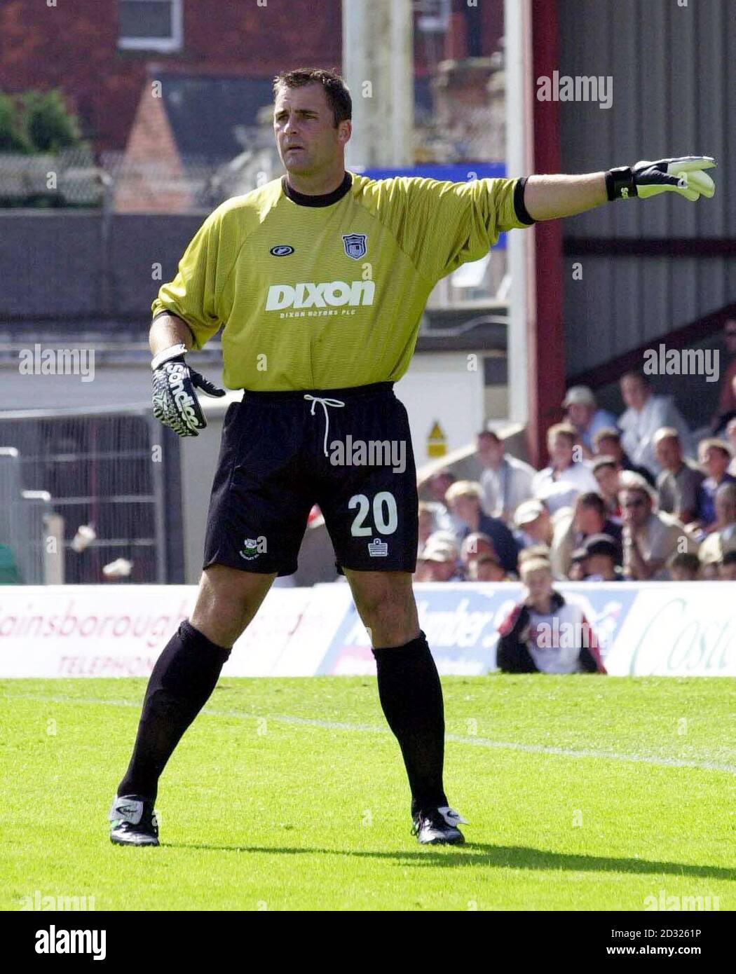 Barnsley's goalkeeper Kevin Miller borrows a Grimsby Town goalkeepers shirt after his own was deemed to be too similar to Grimsby's black & white strip. Kevin Miller was sent off for a foul late in the second half against Grimsby Town, during the Nationwide Division One game at Blundell Park, Grimsby. THIS PICTURE CAN ONLY BE USED WITHIN THE CONTEXT OF AN EDITORIAL FEATURE. NO UNOFFICIAL CLUB WEBSITE USE. Stock Photo