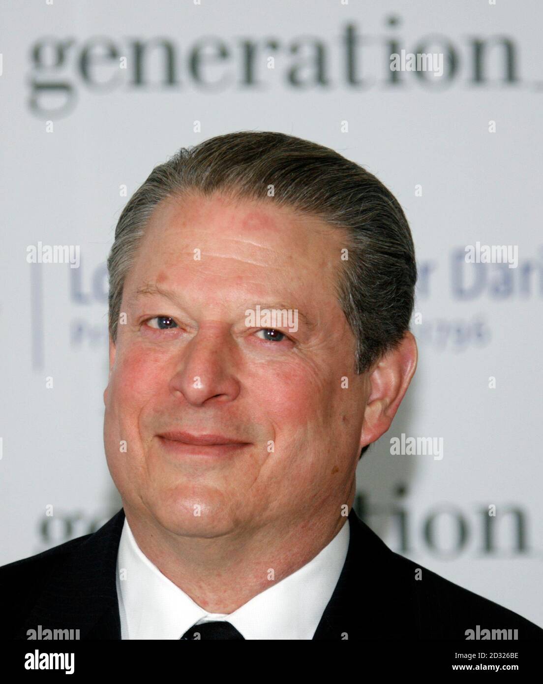 Al Gore, Nobel Peace Prize winner and Chairman of Generation Investment Management attends a news conference with Lombard Odier Darier Hentsch (LODH) Private Bank at Cointrin airport in Geneva March 11, 2008. LODH and Generation Investment Management have decided to join forces to promote sustainable investment. REUTERS/Denis Balibouse   (SWITZERLAND) Stock Photo