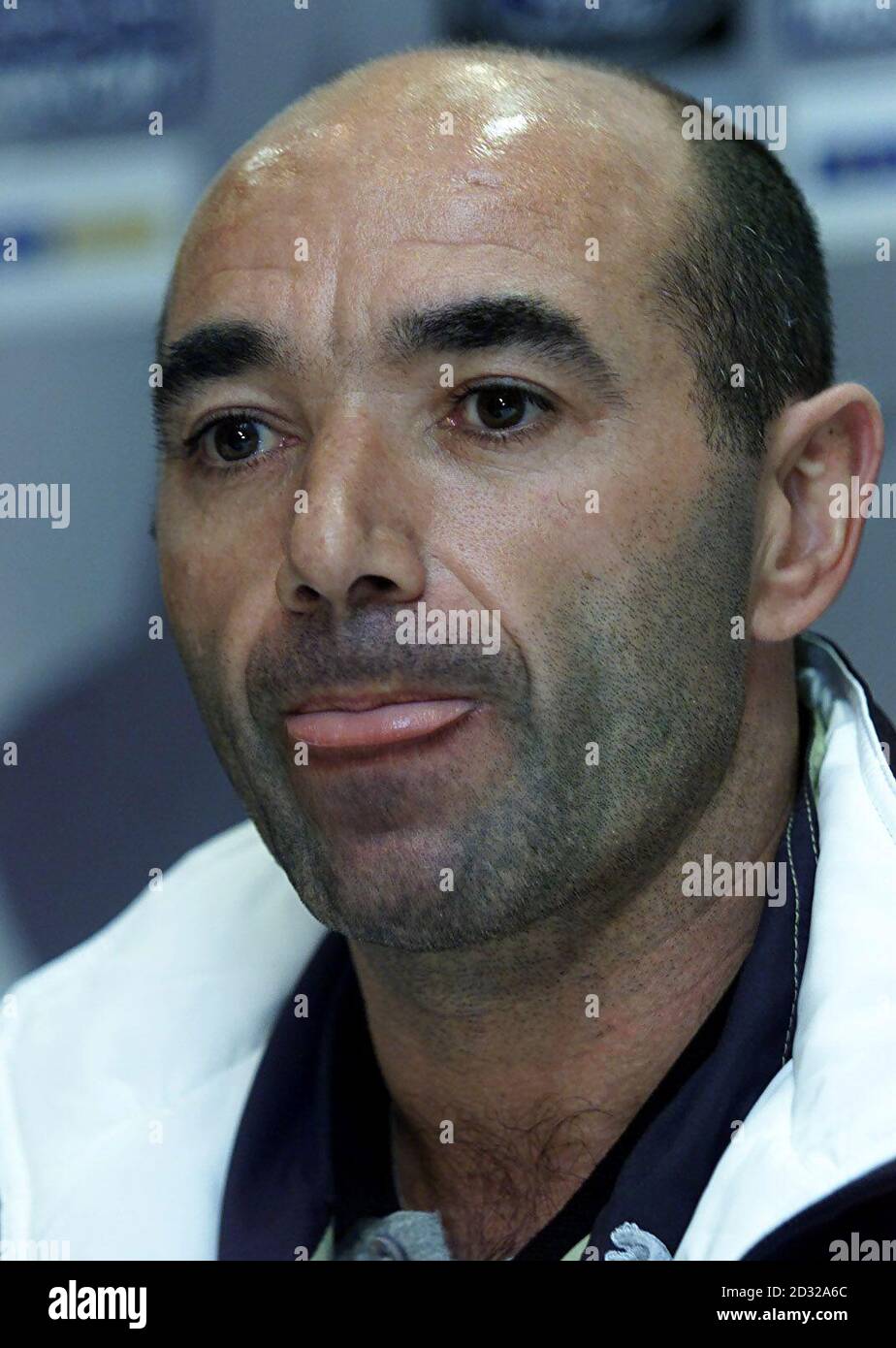 Boavista coach Jaime Pacheco speaking at a press conference before the 2nd phase, group 2, Champions League match against Man Utd at Old Trafford. Stock Photo