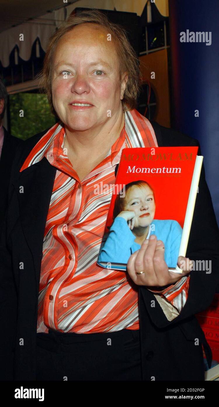 Former Labour MP and Cabinet Minister, Dr Mo Mowlam during the launch party of Mo Mowlam's autobiography Momentum: The Struggle For Peace, Politics and the People at Westminster Boating Base in London. Stock Photo