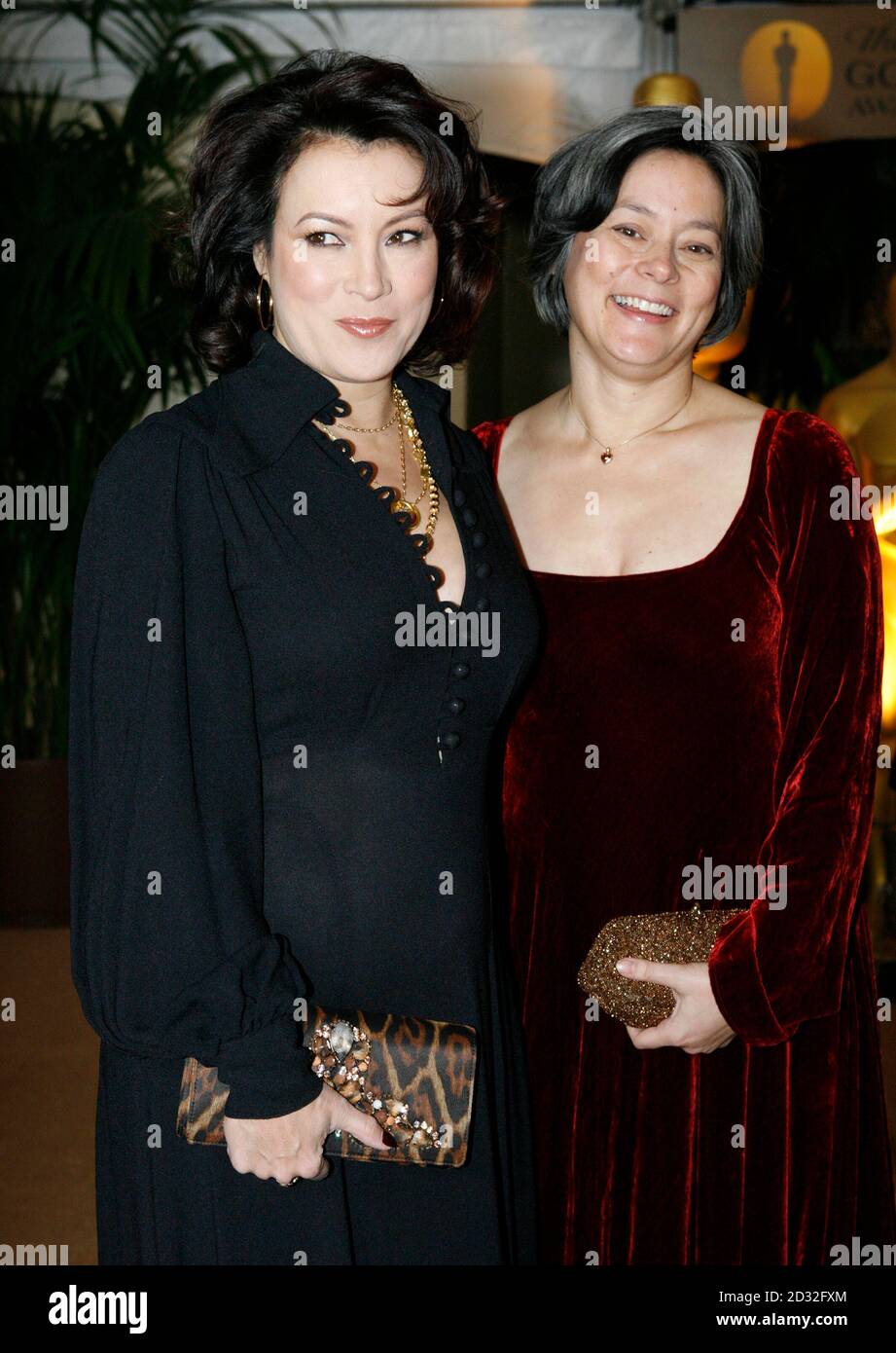 Sisters And Actresses Jennifer Tilly And Meg Tilly R Arrive As Guests At The Academy Of Motion Picture Arts Sciences 2009 Governors Awards In Hollywood California November 14 2009 Reuters Fred Prouser