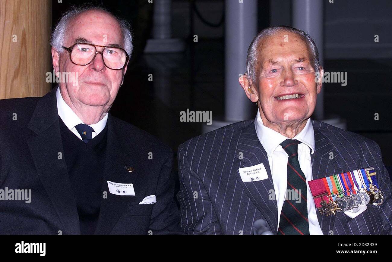 Holder Of The Victoria Cross Flt Lt John Cruickshank Formerly Of 210 Raf Reserve From Scotland Left And George Cross Holder Capt Richard Annand From Durham Light Infantry At The Imperial War