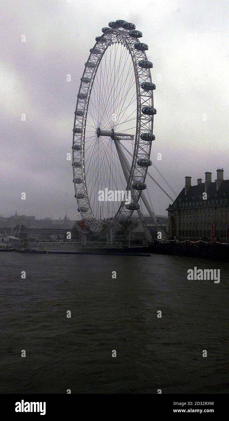 Gloomy london hires stock photography and images Alamy