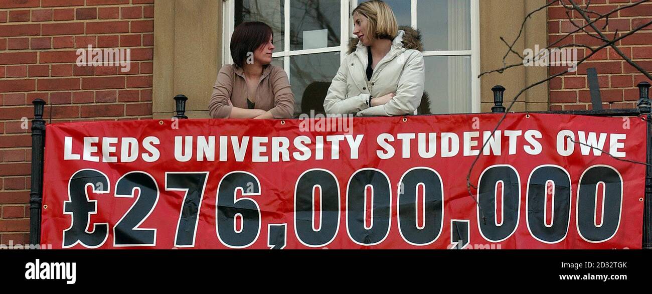 Students at Leeds University illustrate their current approximate debt by displaying a banner at the University Student Union offices on the campus at Leeds, after the Labour Government outlined their plans for University funding to Parliament. Stock Photo
