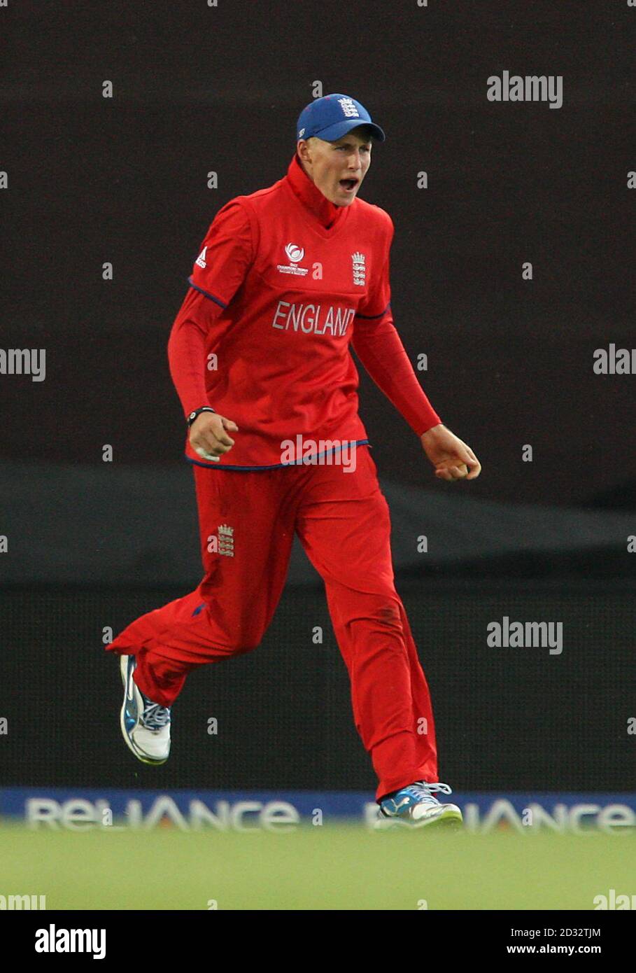 England's Joe Root celebrates catching out Sri Lanka's Tillakaratne Dilshan during the ICC Champions Trophy match at The Kia Oval, London. Stock Photo