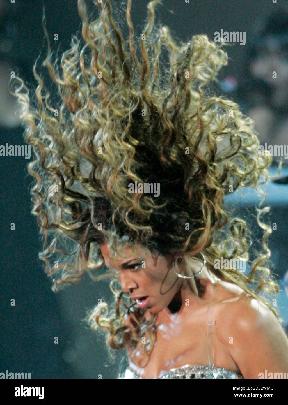 U S Singer And Actress Beyonce Knowles Performs During Her Japan Tour In Nagoya Central Japan April 14 2007 Reuters Issei Kato Japan Stock Photo Alamy