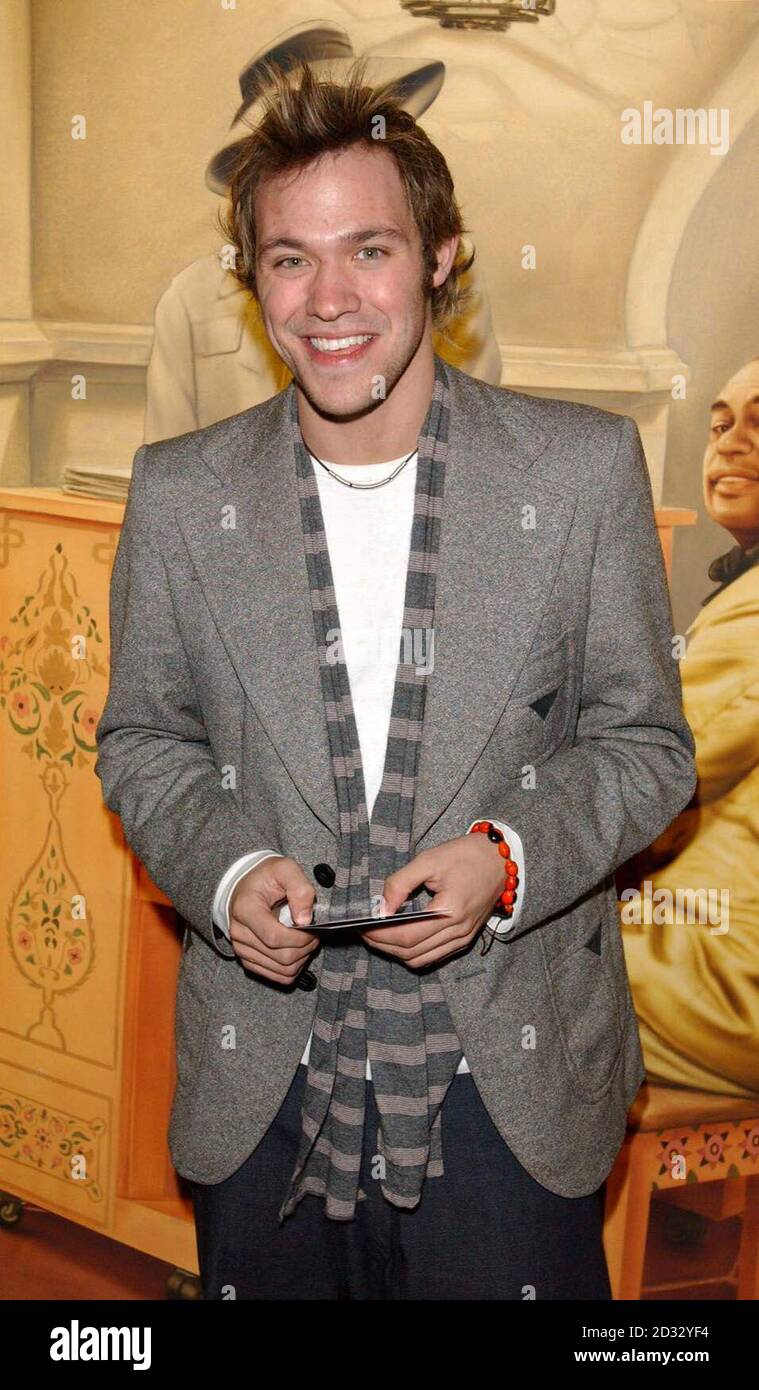 Pop Idol Will Young arrives for the Gala Celebrity premiere of the S