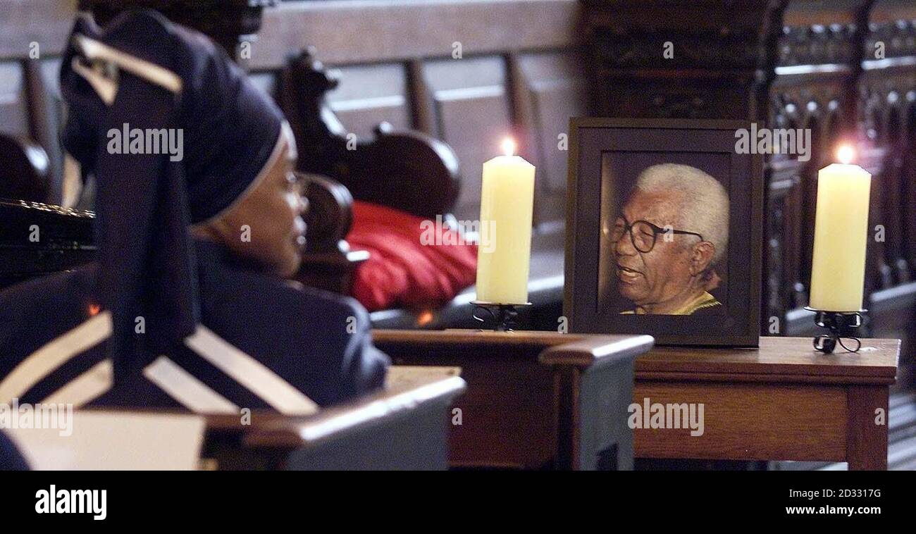 South African High Commissioner Lindiwe Mabuza (left) attends a memorial service for ANC leader Walter Sisulu (1912-2003) at St Martin-in-the-Fields Church in Trafalgar Square, London.   *... Mr Sisulu was one of the leading figures in the African National Congress and served more than 25 years at Robben Island prison off Cape Town with Nelson Mandela. Stock Photo