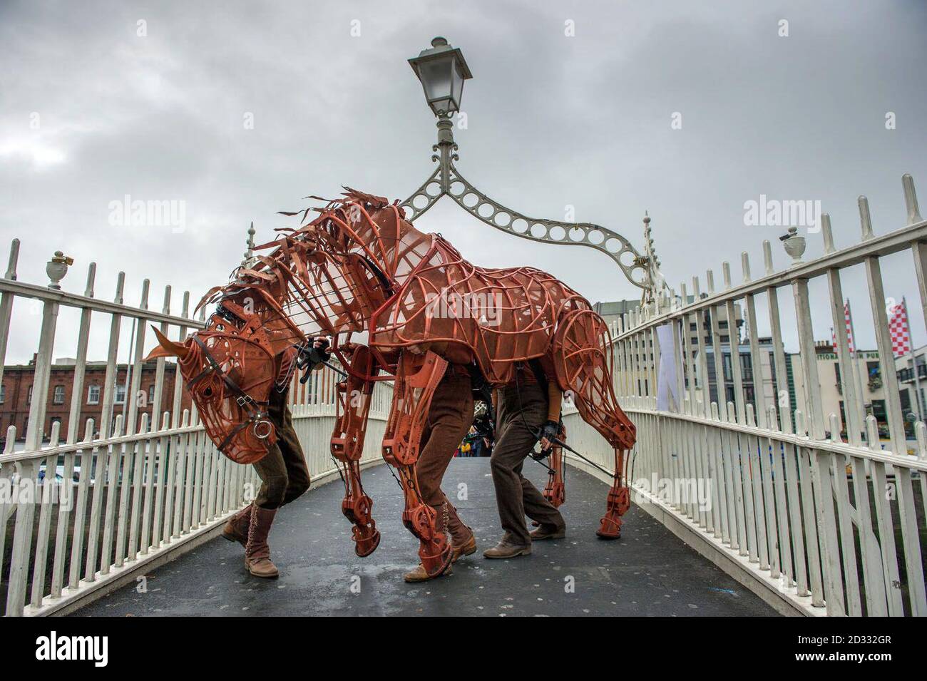 'Joey' the star of the National Theatre UK's production of War Horse on the Ha'penny Bridge in Dublin, Ireland ahead of its run at the Bord Gais Energy Theatre next year. Stock Photo