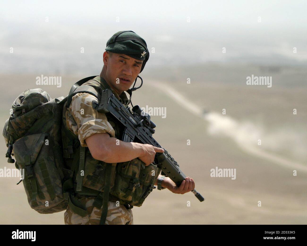 Gurkhas uniform hi-res stock photography and images - Alamy