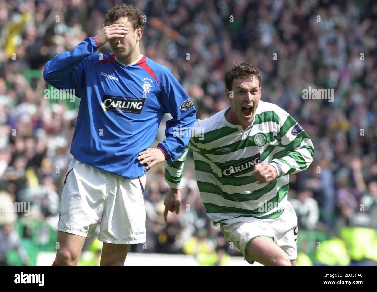 Chris sutton left hi-res stock photography and images - Alamy
