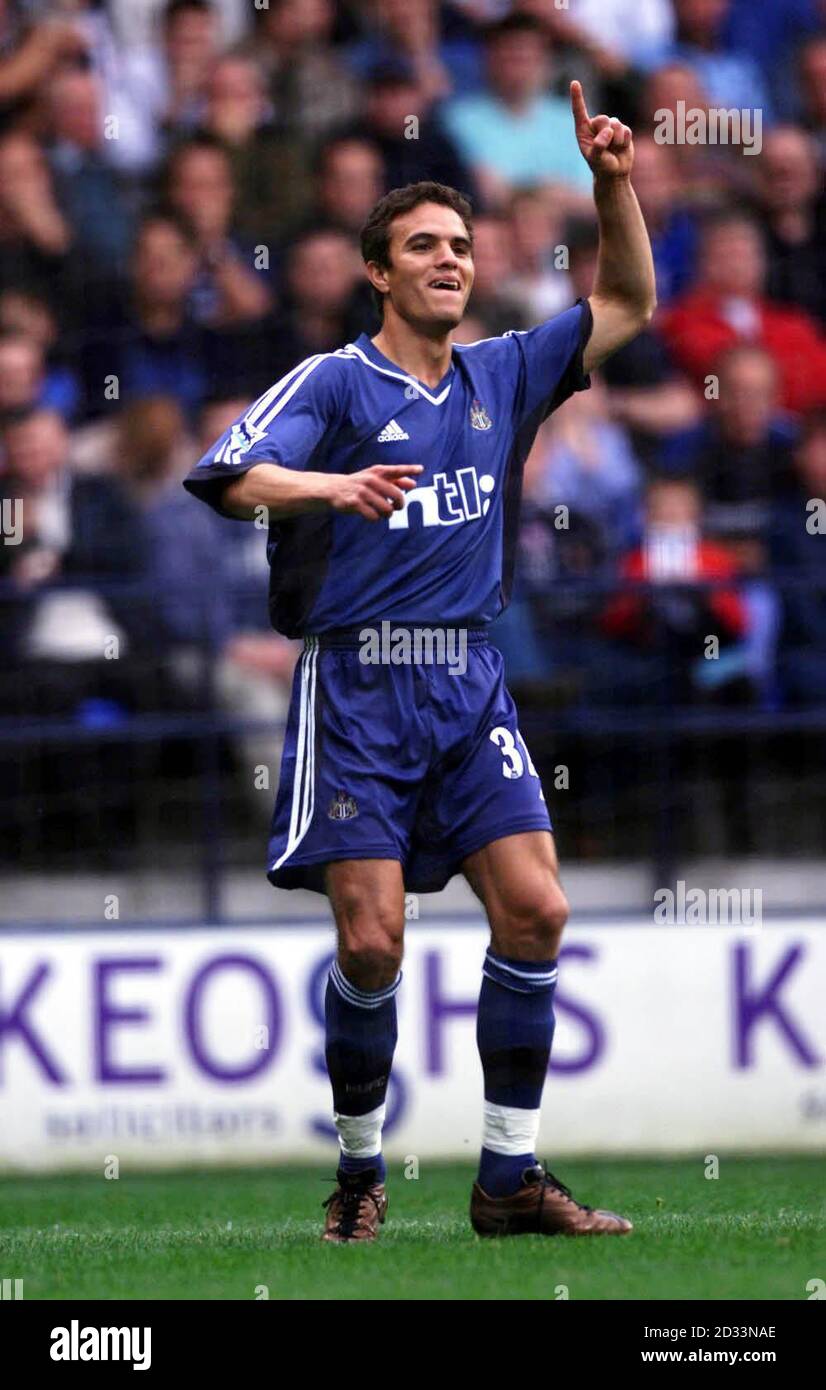 Nolberto solano celebrates after scoring hi-res stock photography and  images - Alamy