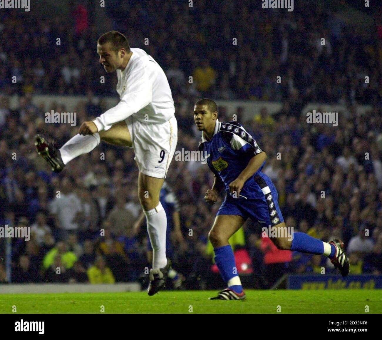 PA PHOTOS/AAP - UK USE ONLY : Australian soccer star Mark Viduka puts in a  solo effort for his English Club Leeds United in a friendly International  against Chilean Club team Colo