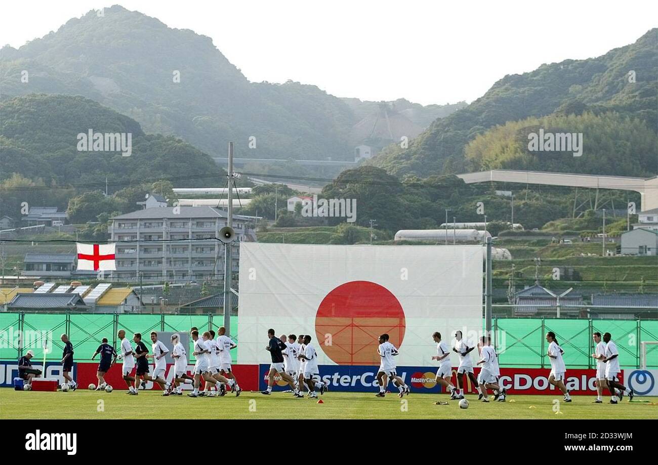 England team warm up during an England training session in Awaji.  Coach Sven-Goran Eriksson is confident the Manchester United star will be fully recovered from his broken foot injury for the clash in Saitama. Stock Photo
